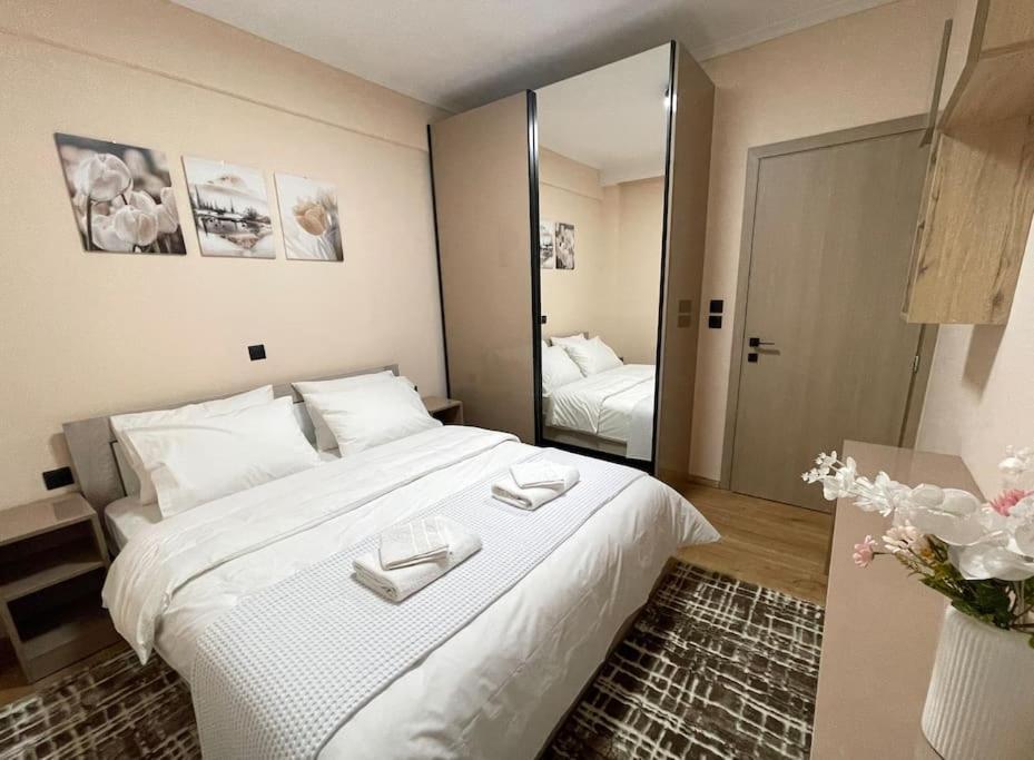 The Modern Apartment Салоники Экстерьер фото