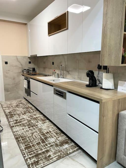 The Modern Apartment Салоники Экстерьер фото